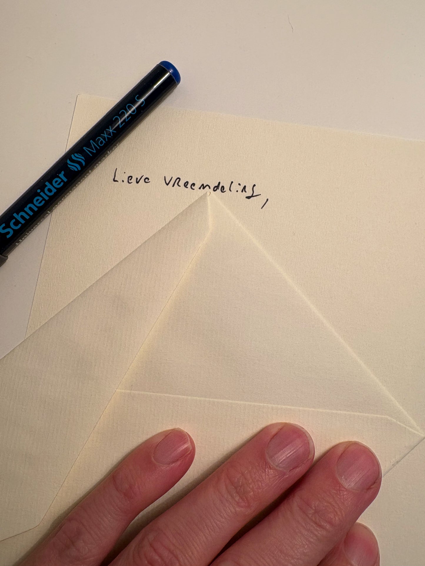 ✉️ Stuur een brief naar een lieve vreemdeling